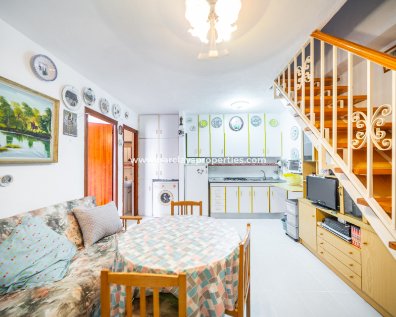 Resale - Reihenhaus - Urb. La Marina