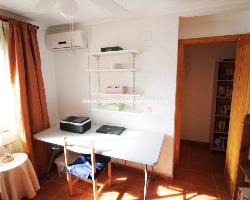 Resale - Reihenhaus - Urb. La Marina