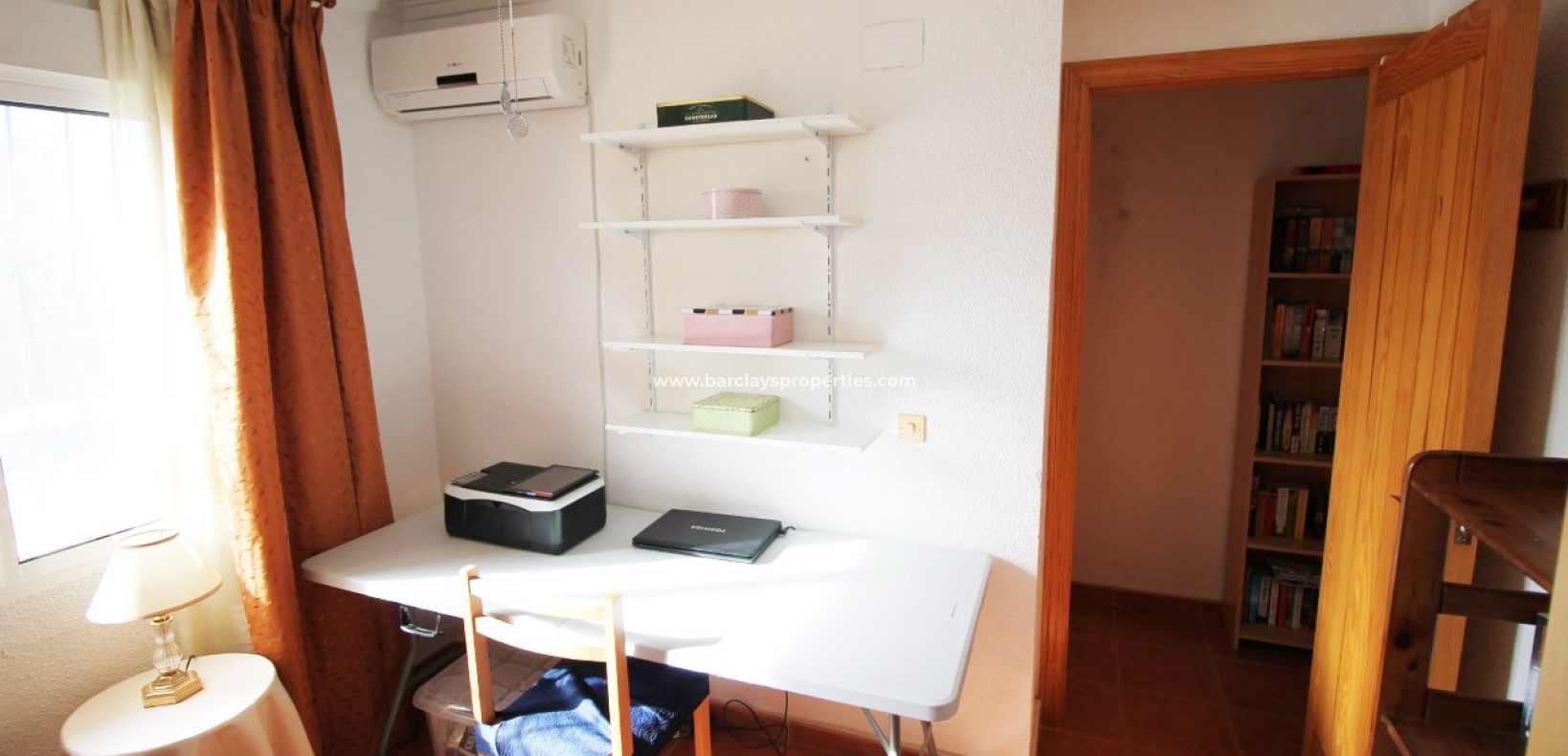 Resale - Reihenhaus - Urb. La Marina