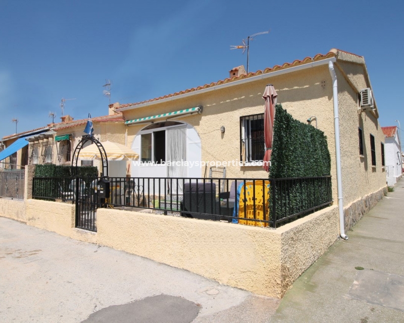 Resale - Reihenhaus - Urb. La Marina