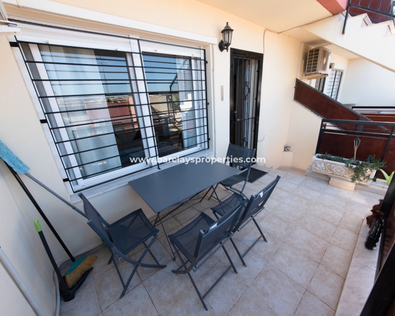 Resale - Reihenhaus - Urb. La Marina