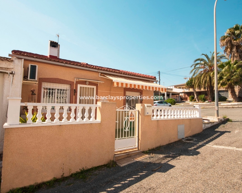 Resale - Reihenhaus - Urb. La Marina