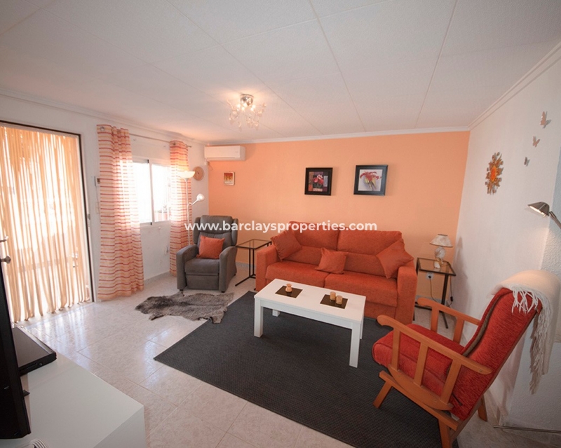 Resale - Reihenhaus - Urb. La Marina