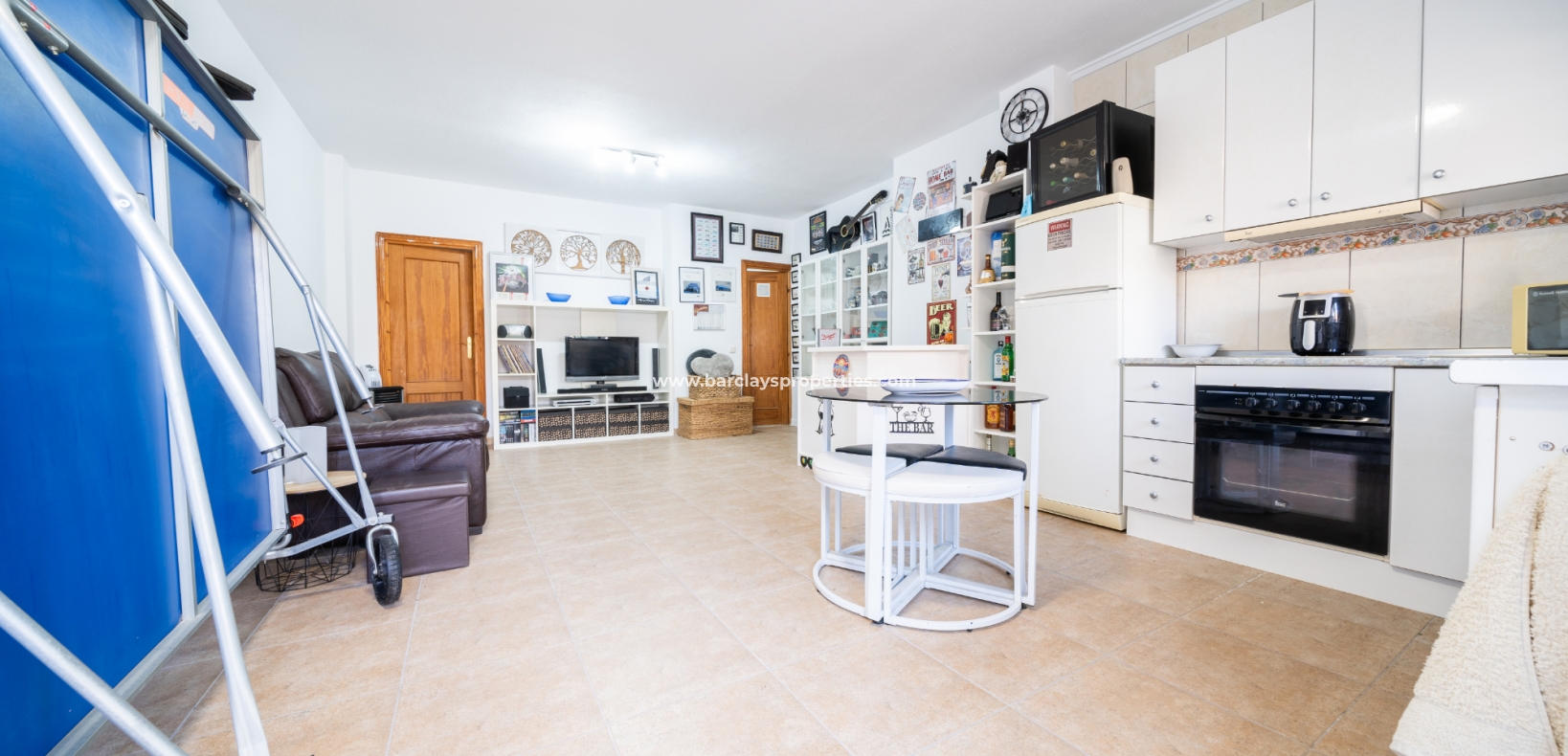 Resale - Semi-Detached - Urb. La Marina