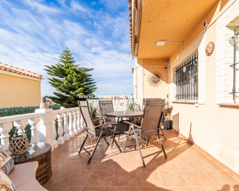 Resale - Semi-Detached - Urb. La Marina