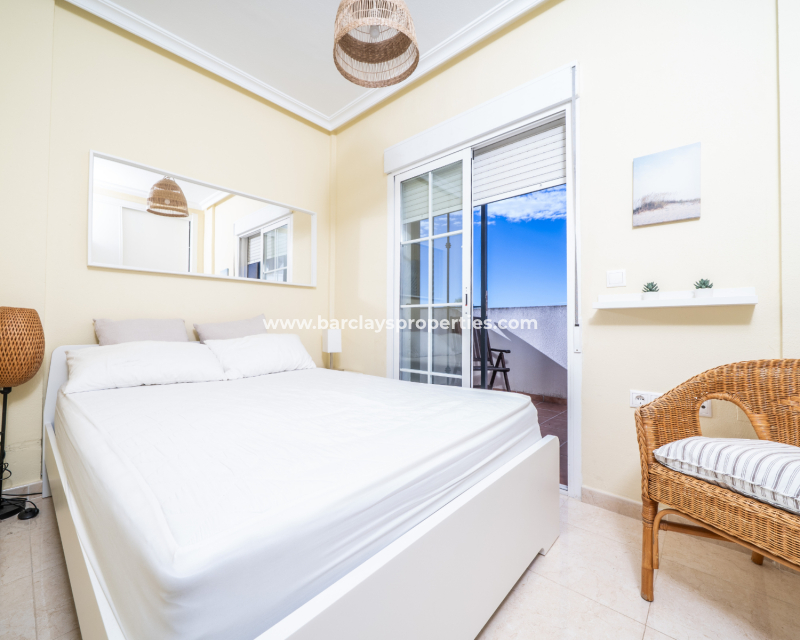 Resale - Semi-Detached - Urb. La Marina