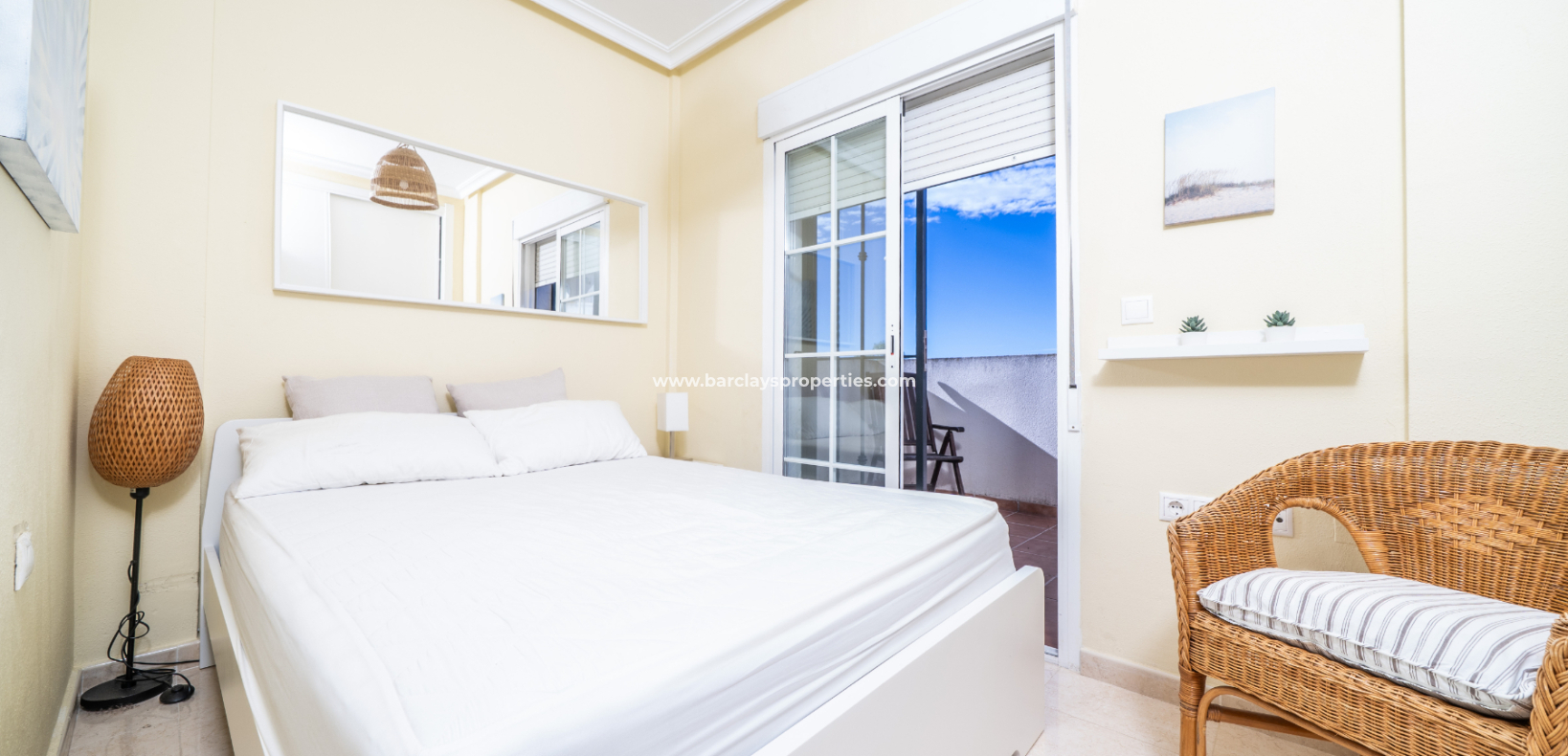 Resale - Semi-Detached - Urb. La Marina