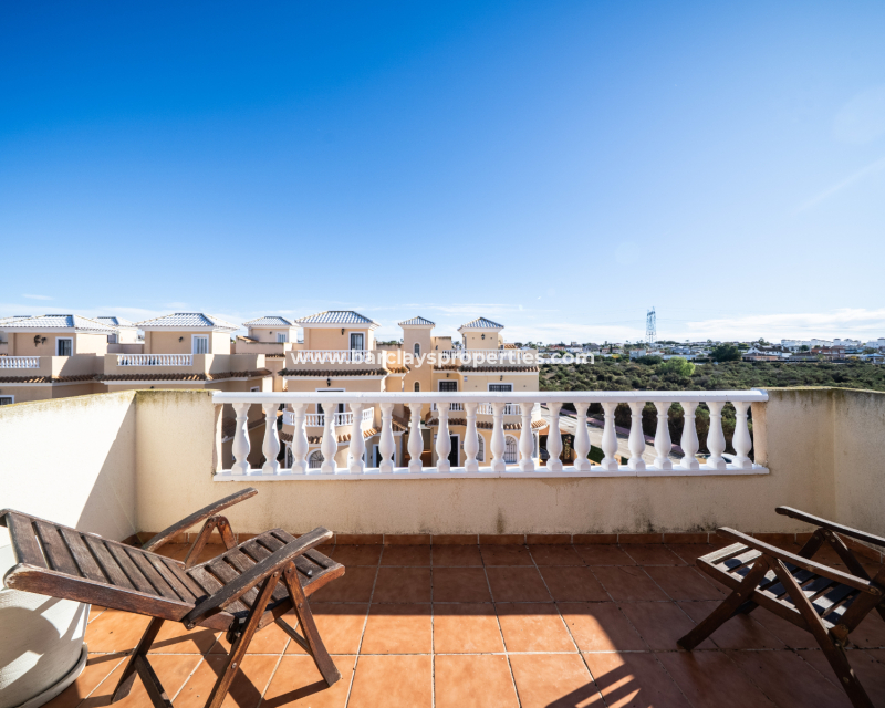 Resale - Semi-Detached - Urb. La Marina