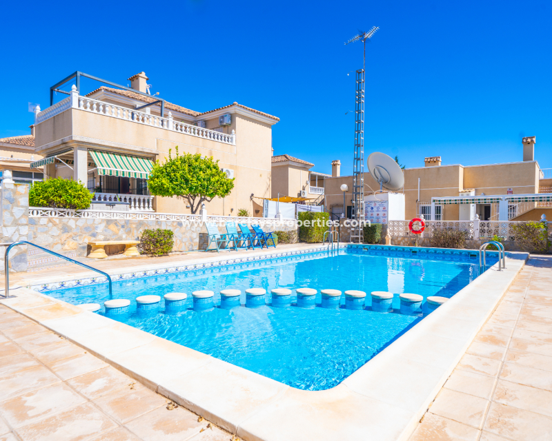 Resale - Semi-Detached - Urb. La Marina