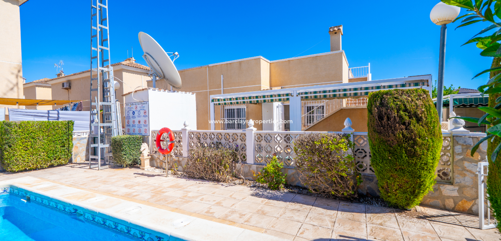 Resale - Semi-Detached - Urb. La Marina