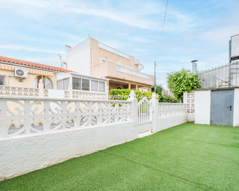 Resale - Terraced - Urb. La Marina