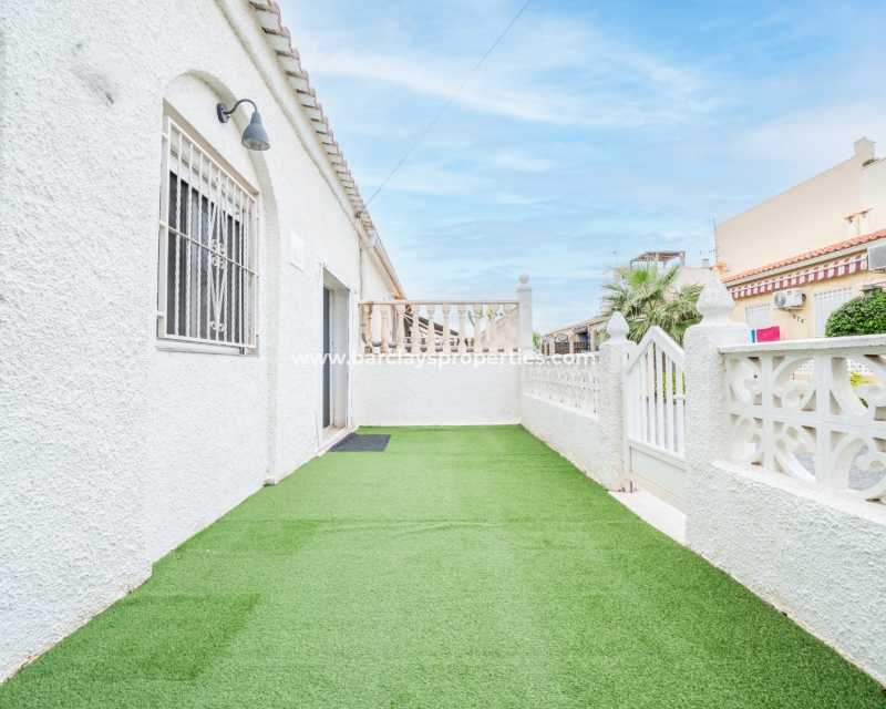 Resale - Terraced - Urb. La Marina