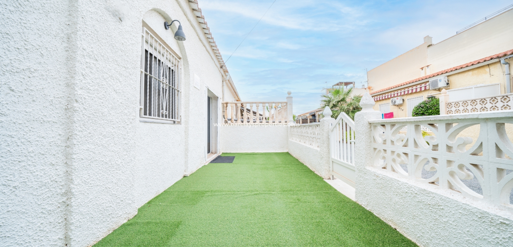 Resale - Terraced - Urb. La Marina