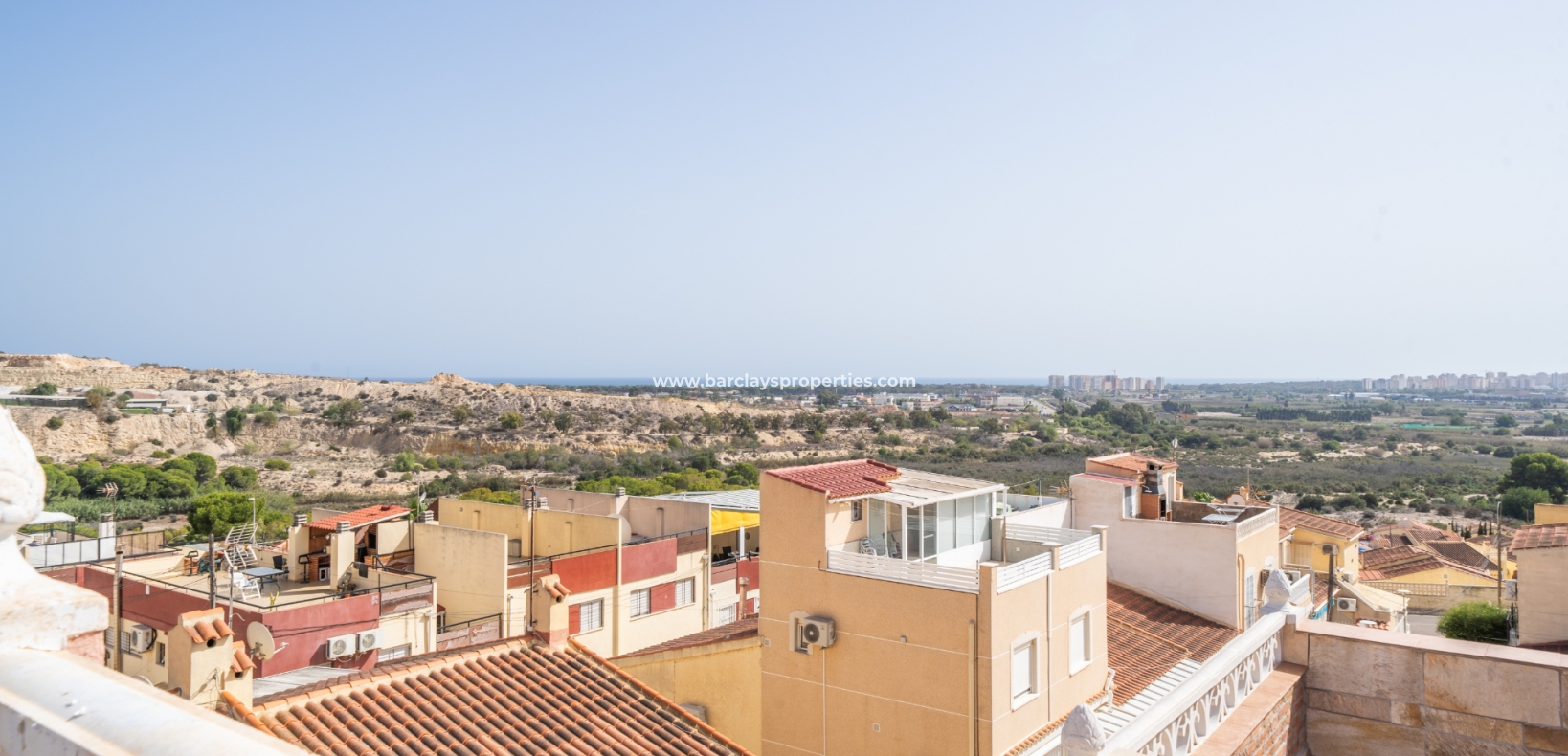 Resale - Terraced - Urb. La Marina