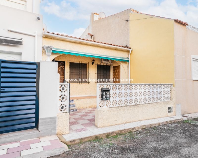 Resale - Terraced - Urb. La Marina