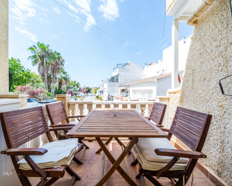 Resale - Terraced - Urb. La Marina