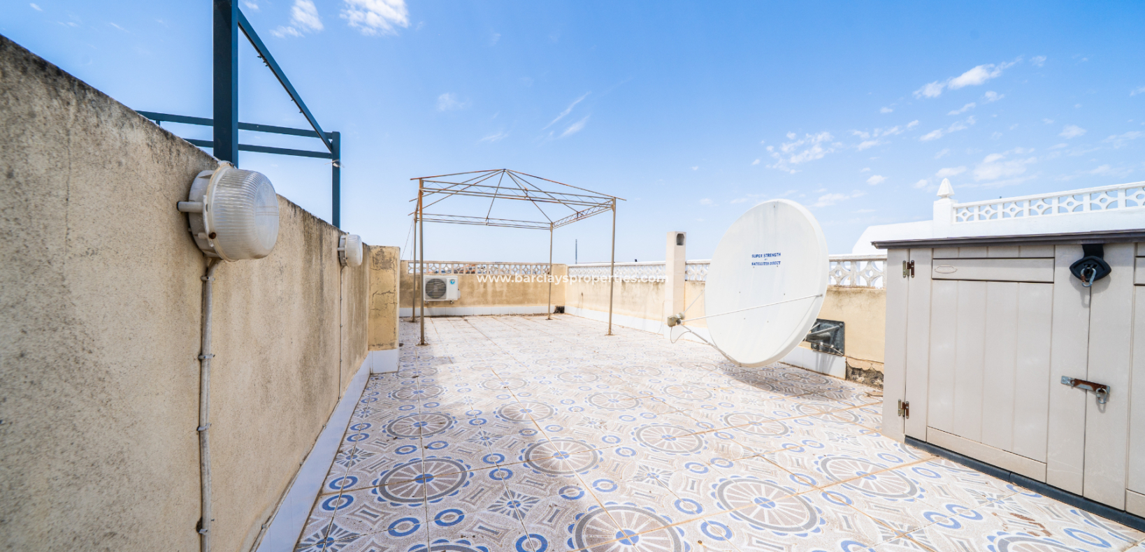 Resale - Terraced - Urb. La Marina