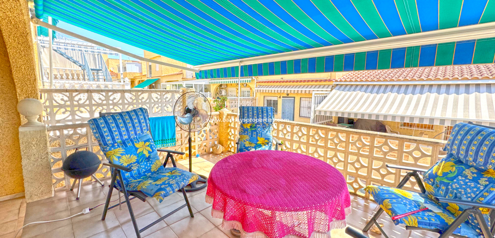 Resale - Terraced - Urb. La Marina