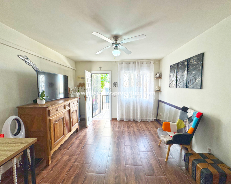 Resale - Terraced - Urb. La Marina