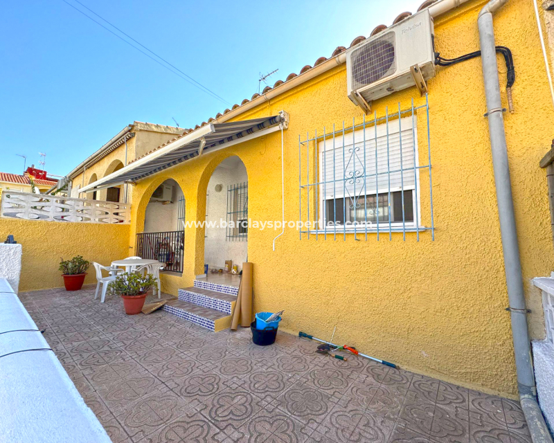 Resale - Terraced - Urb. La Marina