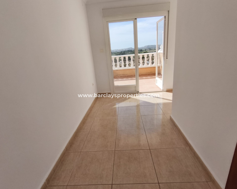 Resale - Terraced - Urb. La Marina