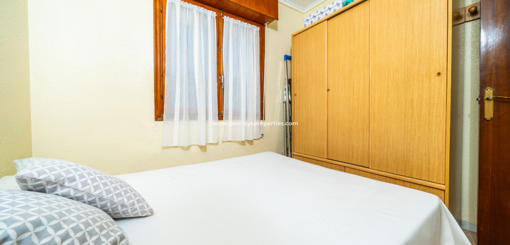 Resale - Terraced - Urb. La Marina