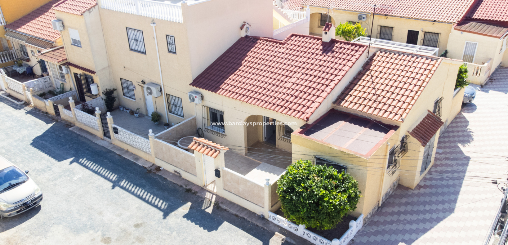 Resale - Terraced - Urb. La Marina