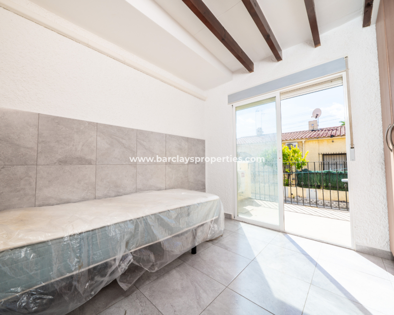 Resale - Terraced - Urb. La Marina