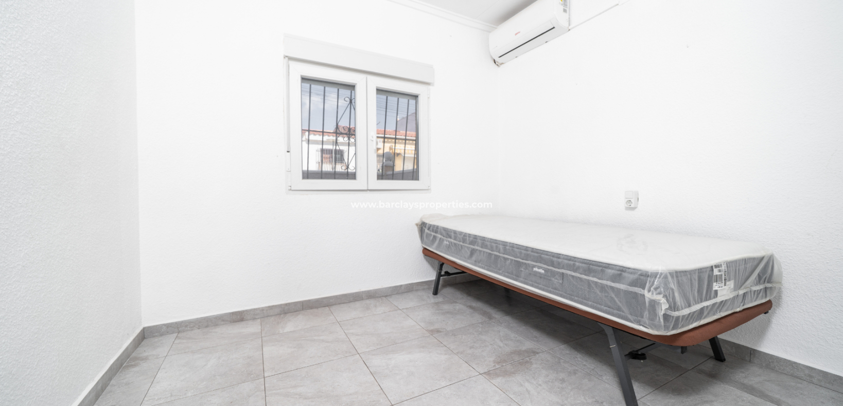 Resale - Terraced - Urb. La Marina