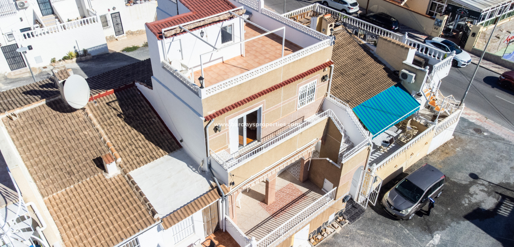 Resale - Terraced - Urb. La Marina