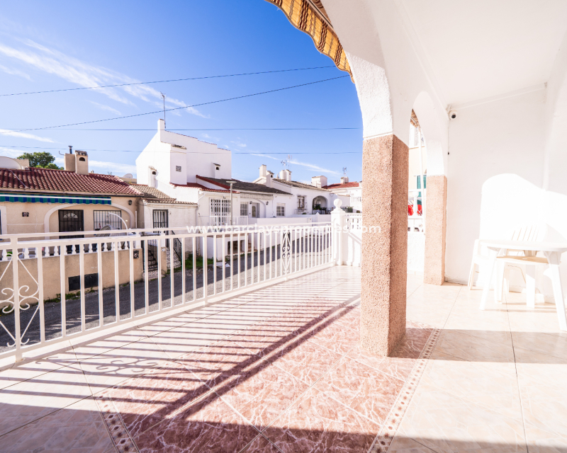 Resale - Terraced - Urb. La Marina