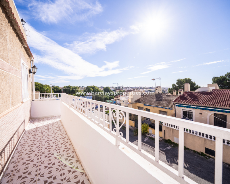 Resale - Terraced - Urb. La Marina