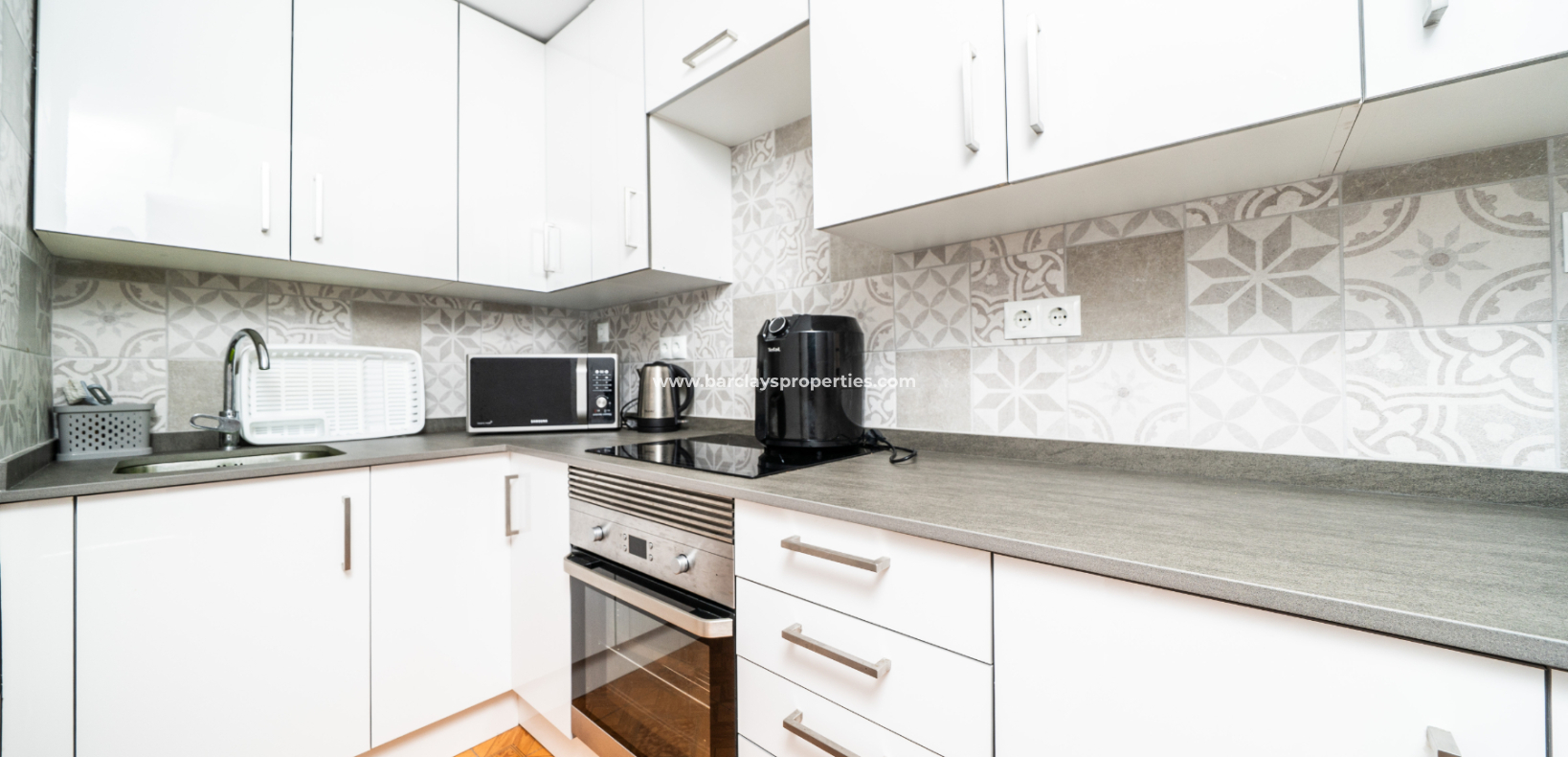 Resale - Terraced - Urb. La Marina