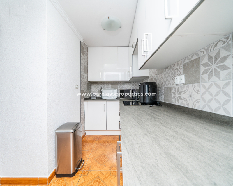 Resale - Terraced - Urb. La Marina