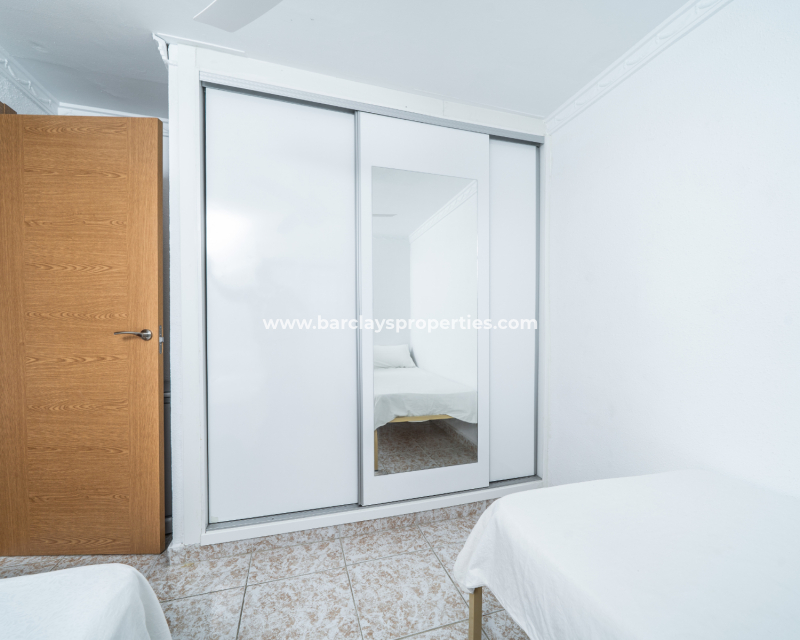 Resale - Terraced - Urb. La Marina