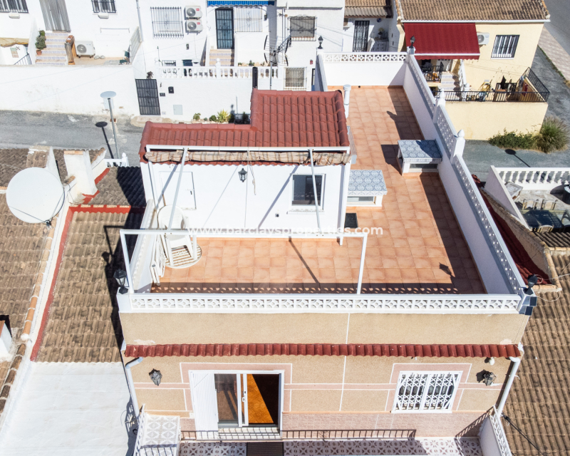 Resale - Terraced - Urb. La Marina