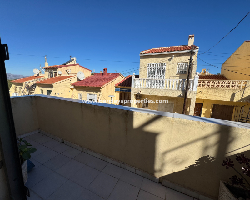 Resale - Terraced - Urb. La Marina