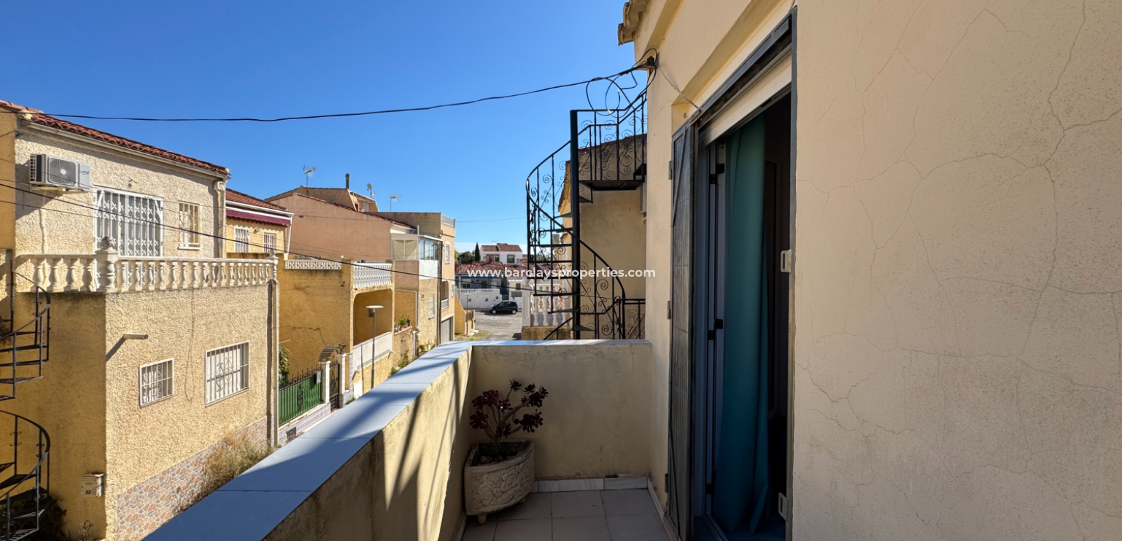 Resale - Terraced - Urb. La Marina