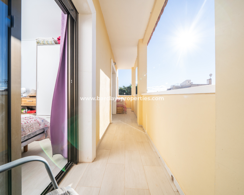 Resale - Terraced - Urb. La Marina