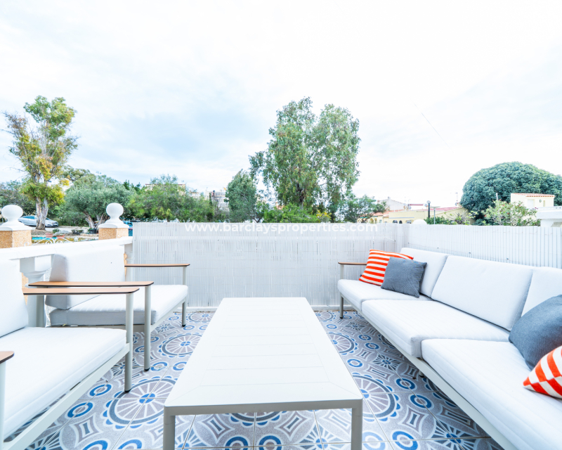 Resale - Terraced - Urb. La Marina