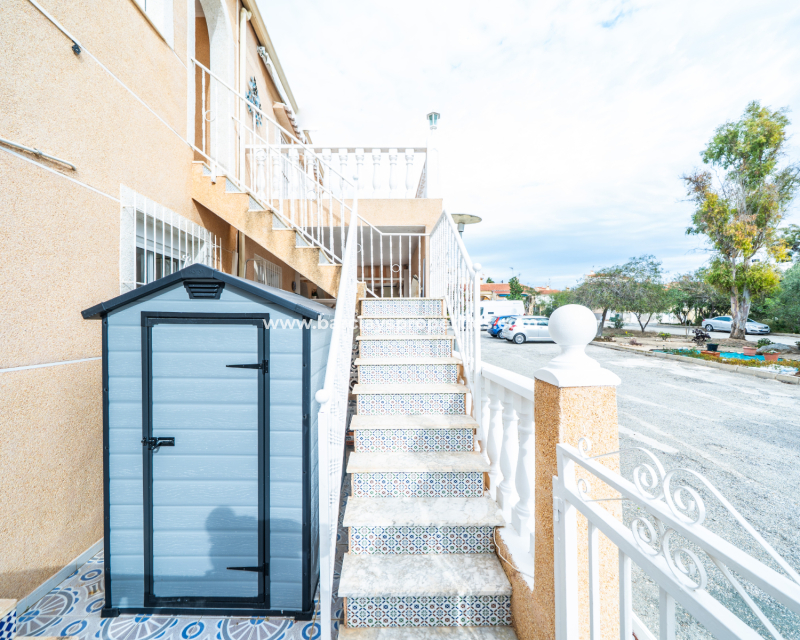 Resale - Terraced - Urb. La Marina