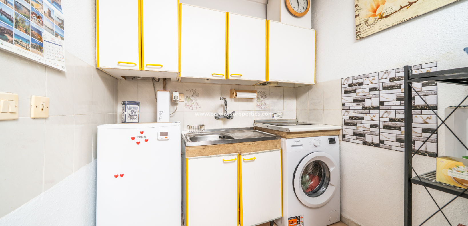 Resale - Terraced - Urb. La Marina