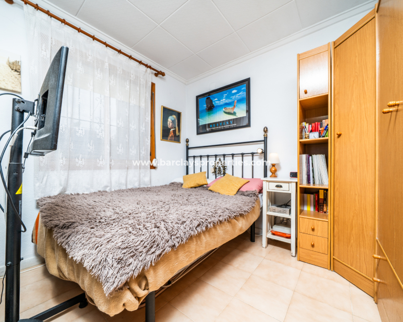 Resale - Terraced - Urb. La Marina