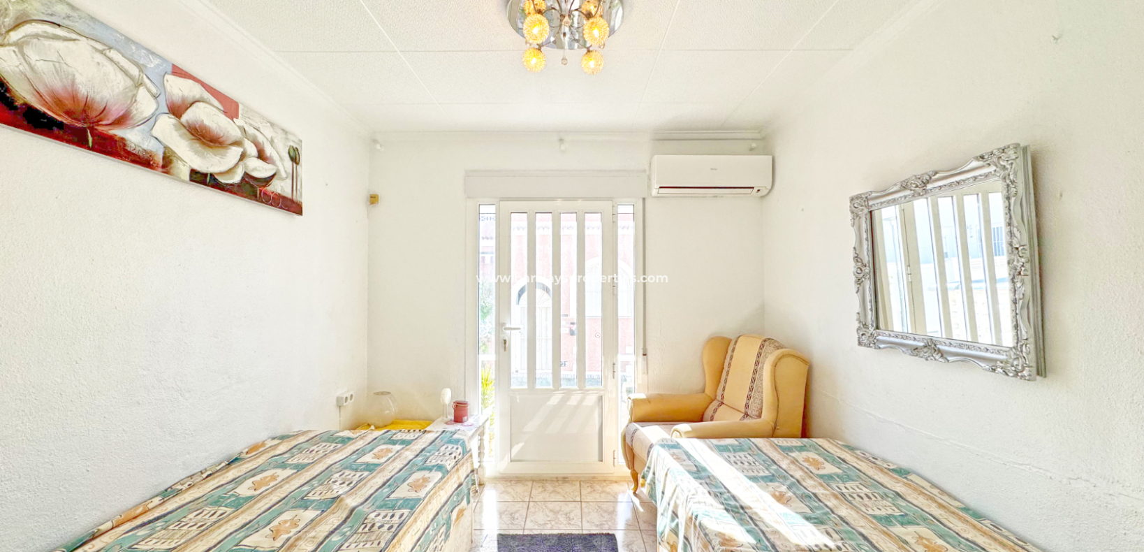 Resale - Terraced - Urb. La Marina