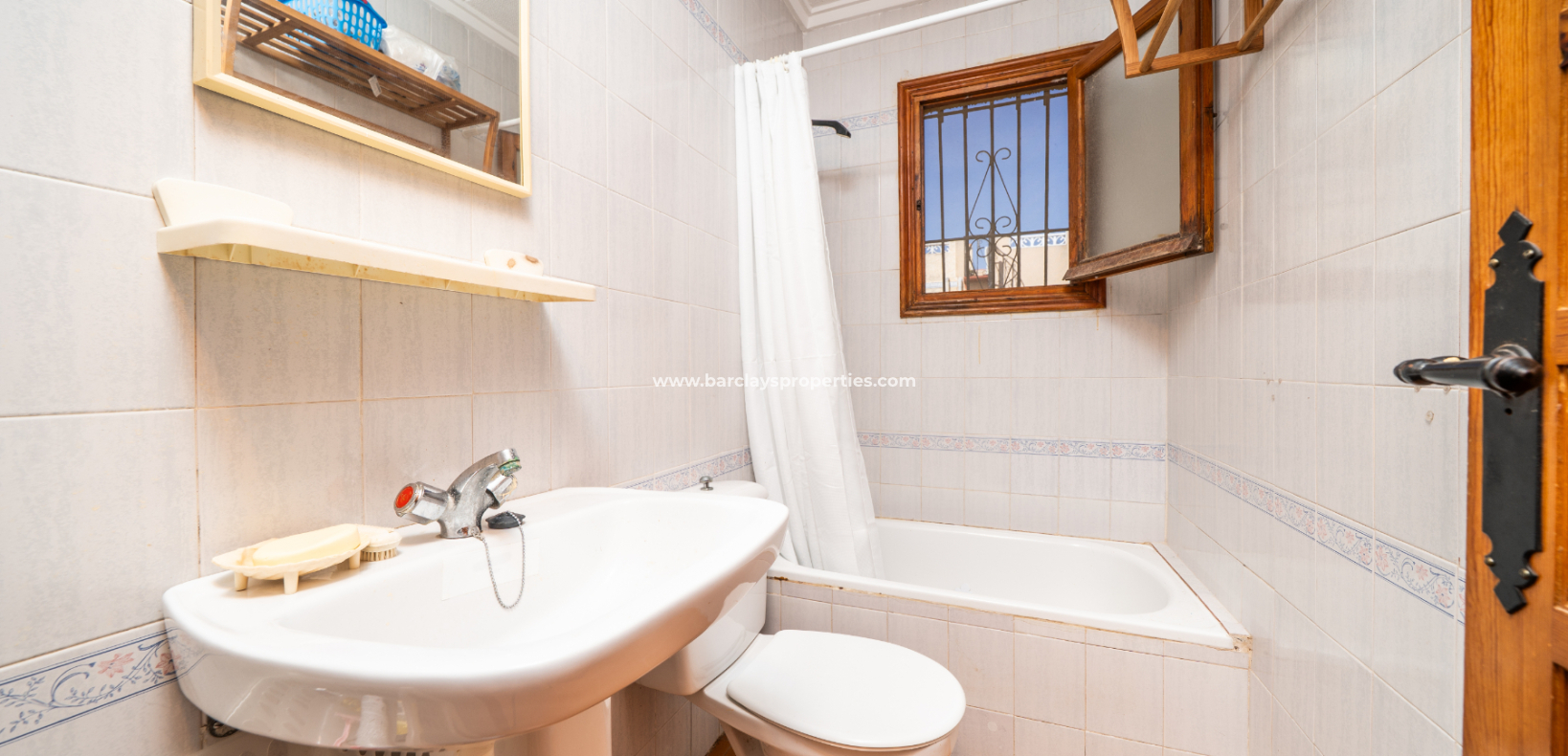 Resale - Terraced - Urb. La Marina