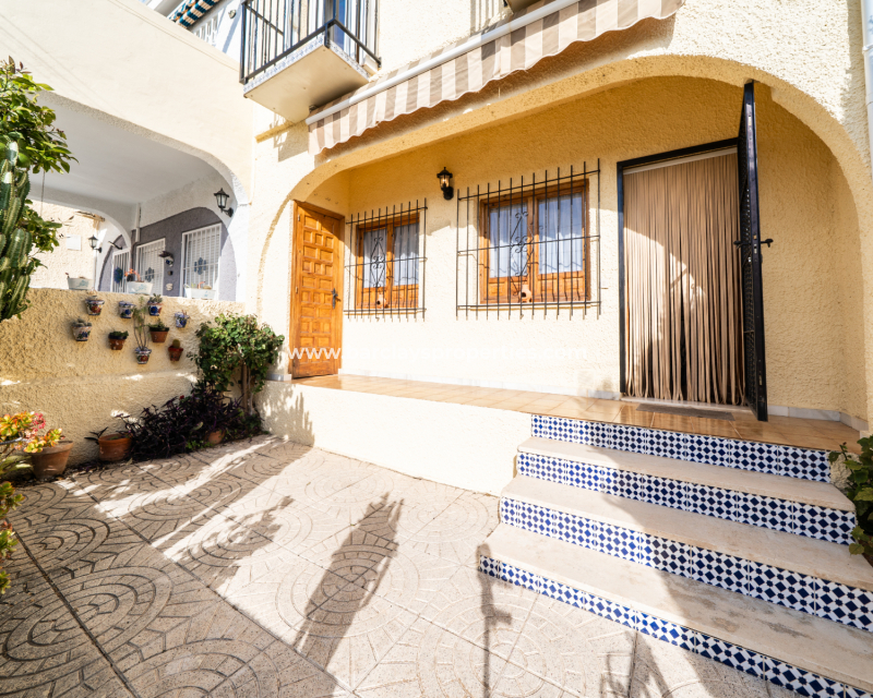 Resale - Terraced - Urb. La Marina