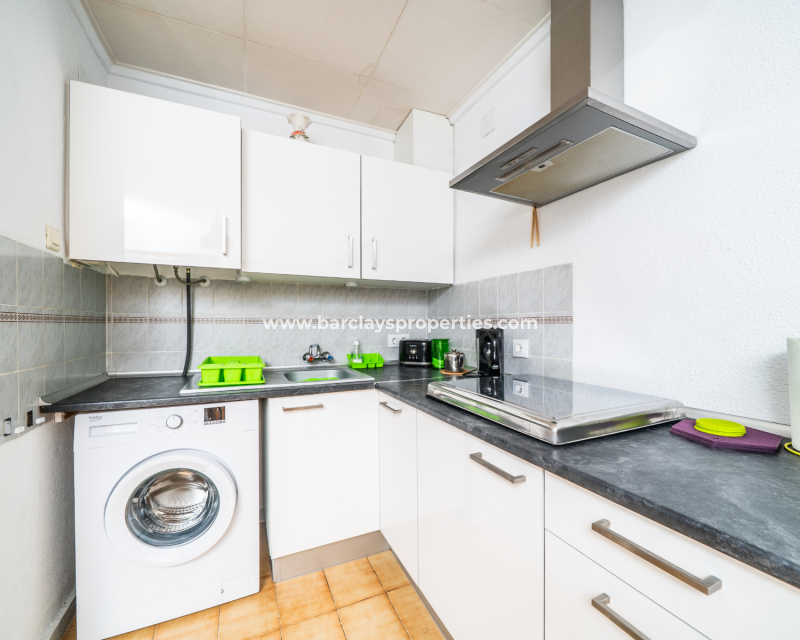 Resale - Terraced - Urb. La Marina