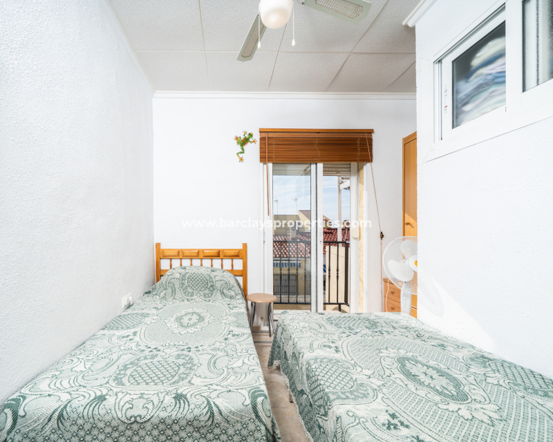 Resale - Terraced - Urb. La Marina