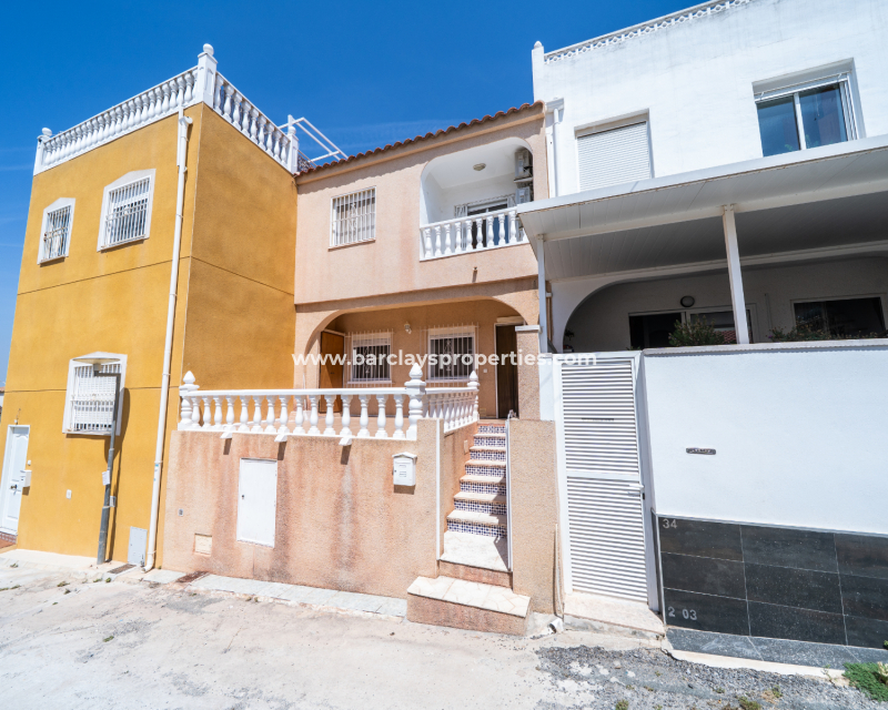 Resale - Terraced - Urb. La Marina