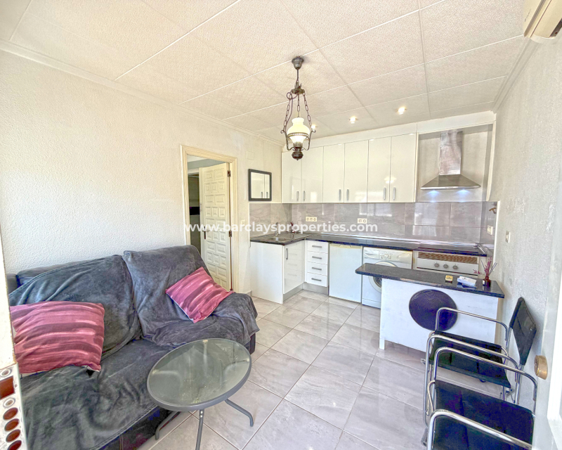 Resale - Terraced - Urb. La Marina